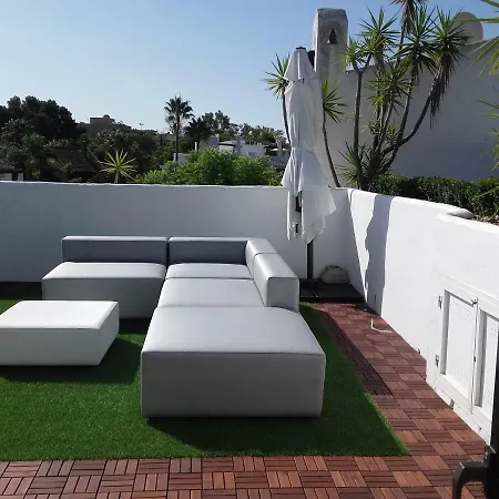 Golden Beach, Luxury Penthouse Apartment
