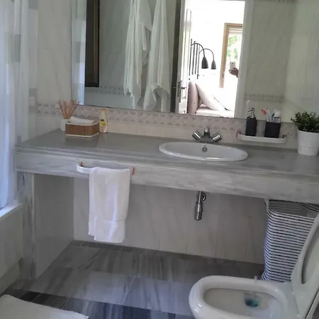 Golden Beach, Luxury Penthouse Apartment *